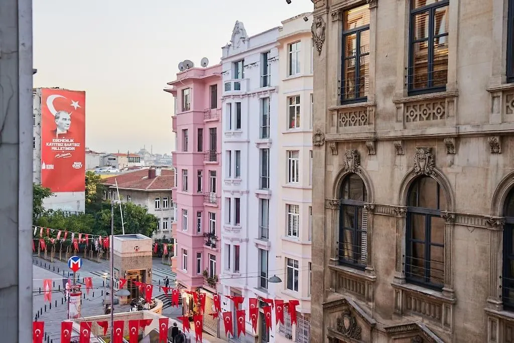 Apartment Stylish 2Br Apt Galata-Taksim Area Near Metro Istanbul