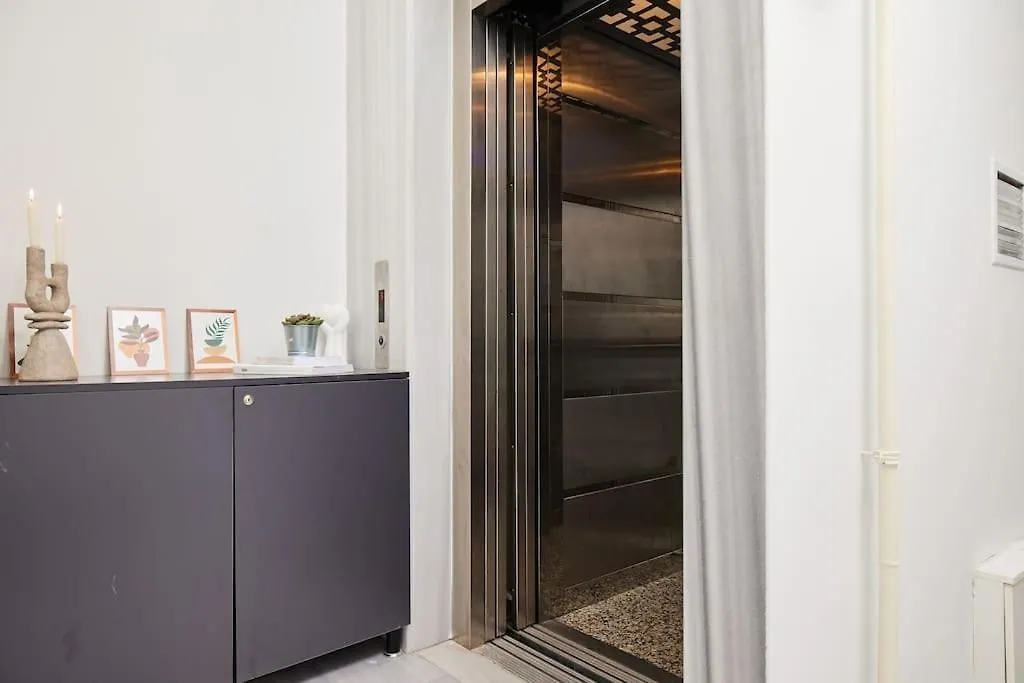 Stunning 2Br 1 Min Metro&Galata Apartment Istanbul 0*,  Turkey