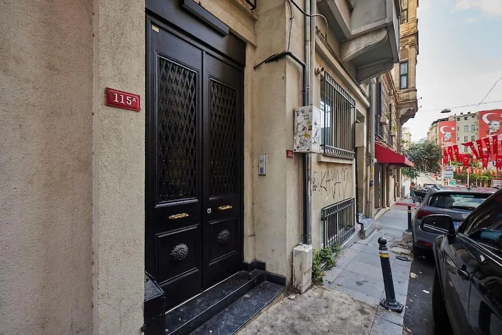 Stunning 2Br 1 Min Metro&Galata Apartment Istanbul