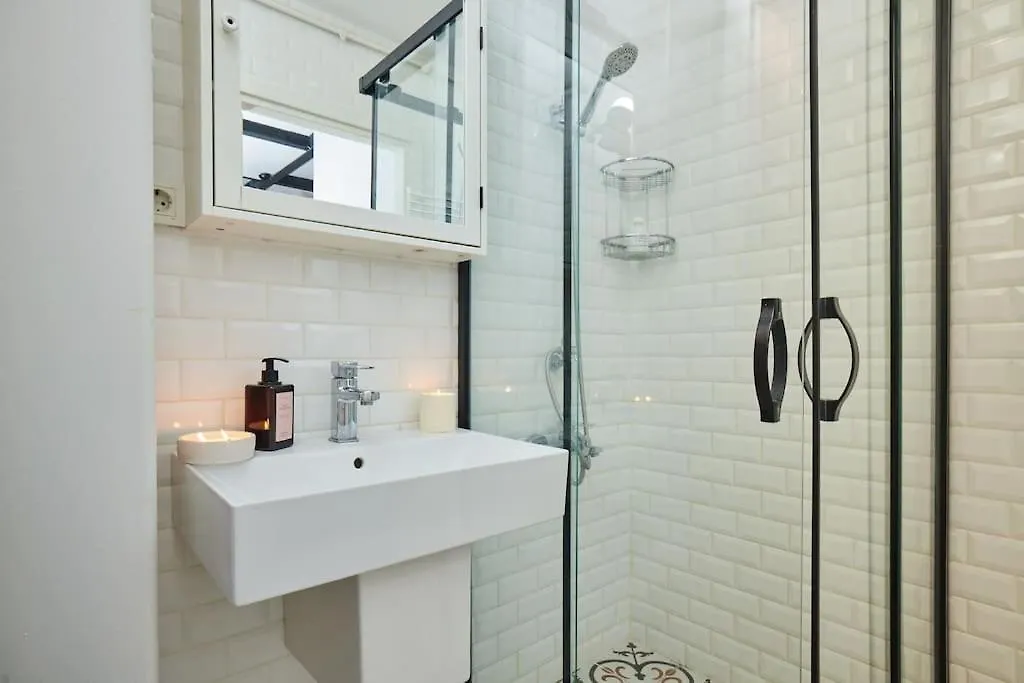 Stunning 2Br 1 Min Metro&Galata Apartment Istanbul 0*,  Turkey